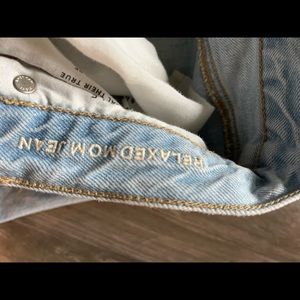 American eagle mom jeans size 14